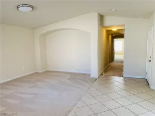 Photo #4: 2208110 Listing 