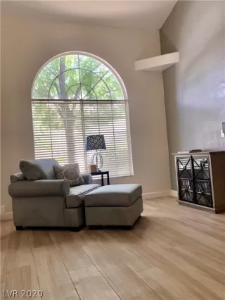 Photo #2: 2208115 Listing 