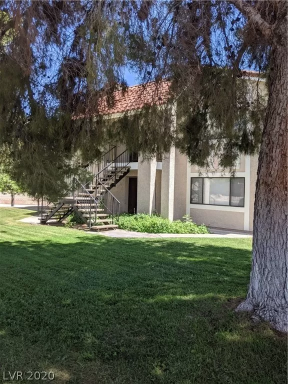 MLS: 2208257 Condo For Sale