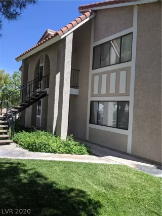 Photo #2: 2208257 Listing