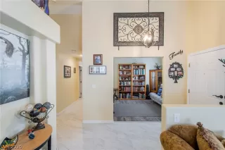 Photo #2: 2208298 Listing