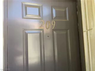 Photo #2: 2208345 Listing 