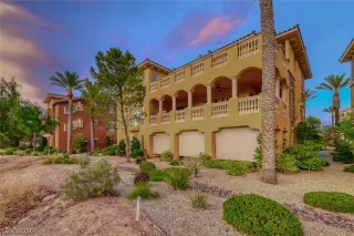 Photo #2: 2208357 Listing 