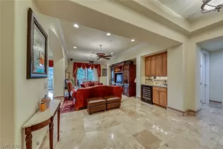 Photo #5: 2208357 Listing 