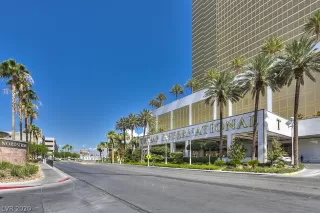 Photo #4: 2208396 Listing 