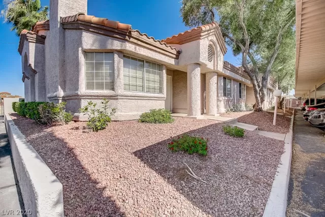 MLS: 2208552 Condo For Sale