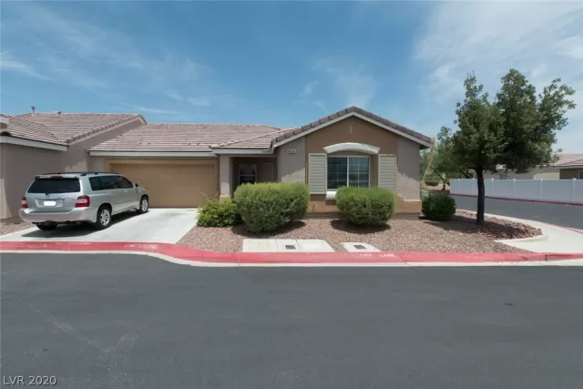 MLS: 2208585 Condo For Sale