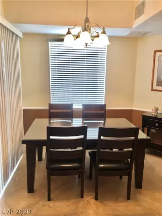 Photo #5: 2208601 Listing