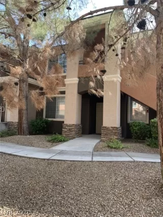 Photo #2: 2208606 Listing 