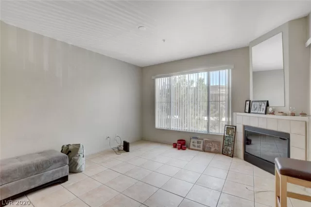 MLS: 2208622 Condo For Sale