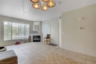 Photo #2: 2208622 Listing 