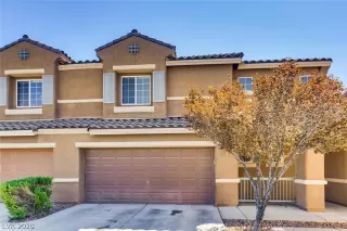 Photo #1: 2208628 Listing