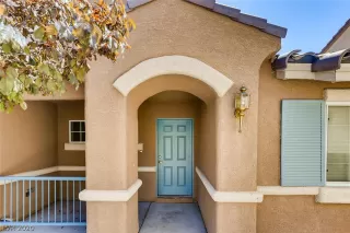 Photo #2: 2208628 Listing