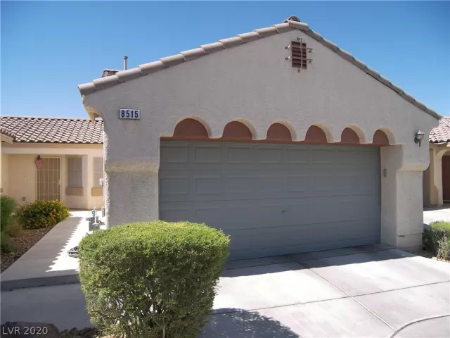 MLS: 2208640 Condo For Sale