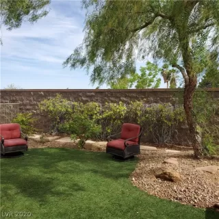 Photo #2: 2208716 Listing 