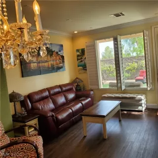 Photo #6: 2208716 Listing 