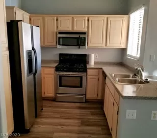 Photo #6: 2208731 Listing