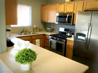 Photo #6: 2208762 Listing 