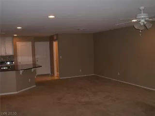 Photo #2: 2208790 Listing 