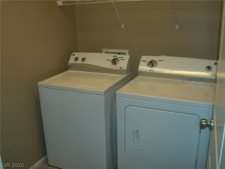 Photo #5: 2208790 Listing 