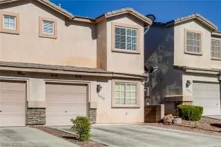 Photo #2: 2208816 Listing