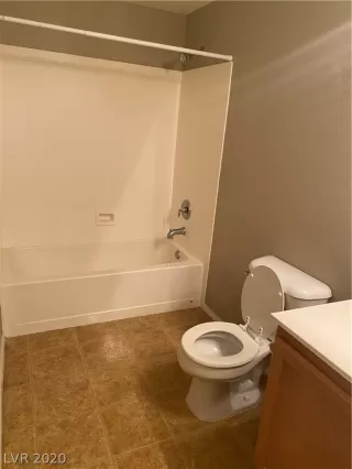 Photo #6: 2208881 Listing 