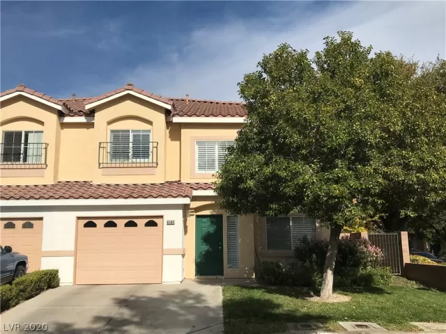 MLS: 2208928 Condo For Sale