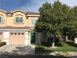 Photo #1: 2208928 Listing