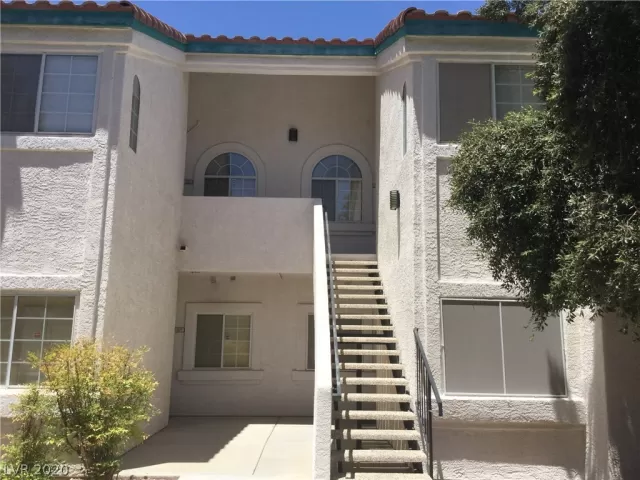 MLS: 2208935 Condo For Sale