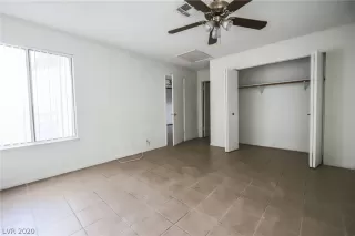 Photo #3: 2208946 Listing