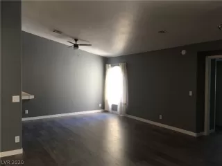 Photo #4: 2208997 Listing 