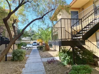 Photo #1: 2209010 Listing 