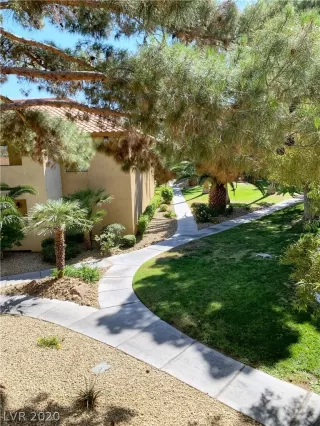 Photo #4: 2209010 Listing 
