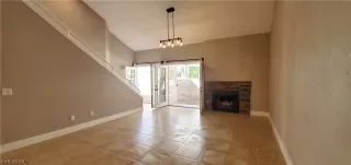 Photo #3: 2209016 Listing