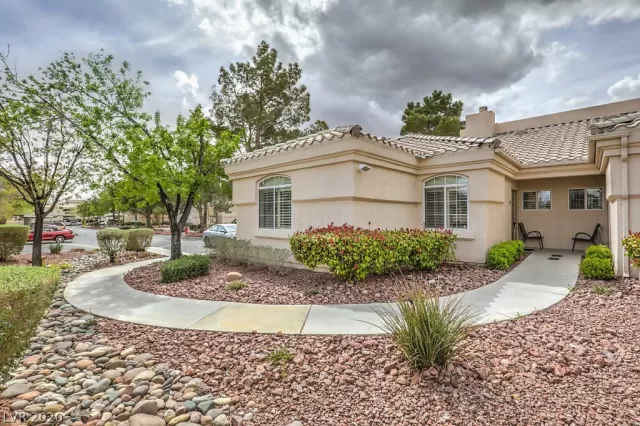 MLS: 2209105 Condo For Sale