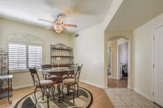 Photo #2: 2209105 Listing 