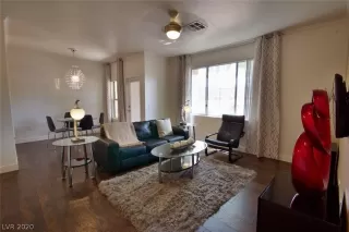 Photo #1: 2209112 Listing