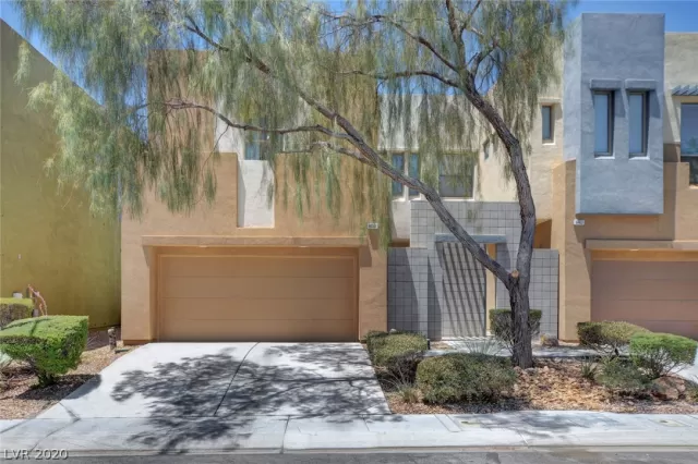 MLS: 2209152 Condo For Sale