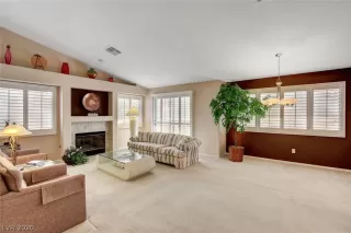 Photo #6: 2209237 Listing