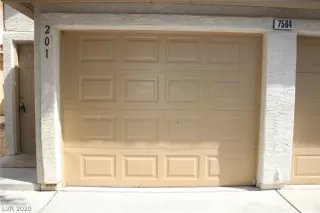 Photo #1: 2209253 Listing 