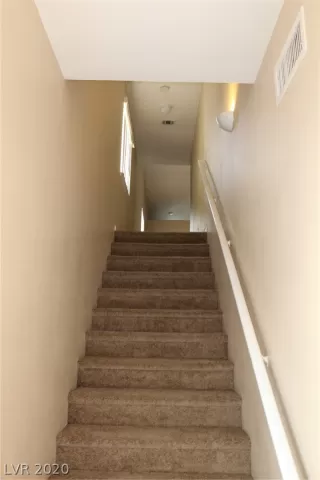 Photo #3: 2209253 Listing 