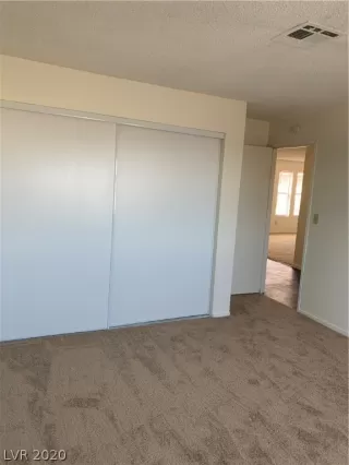 Photo #5: 2209275 Listing 