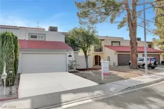 Photo #2: 2209281 Listing 