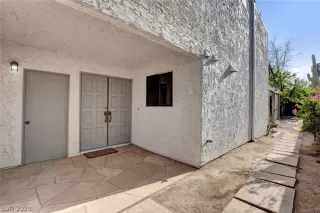 Photo #4: 2209281 Listing 