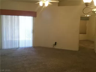 Photo #3: 2209295 Listing 