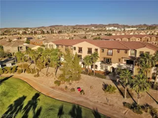 Photo #2: 2209354 Listing 