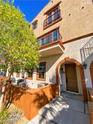 Photo #3: 2209354 Listing 