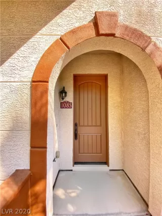 Photo #4: 2209354 Listing 