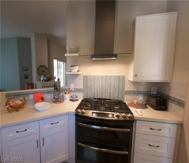 MLS: 2209402 Condo For Sale