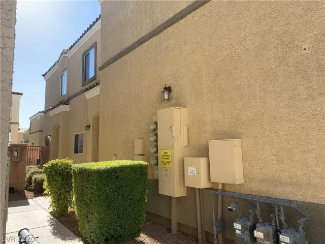 MLS: 2209407 Condo For Sale